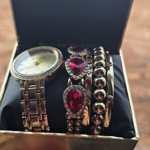 Jessica Carlyle Gold and Red Watch Set